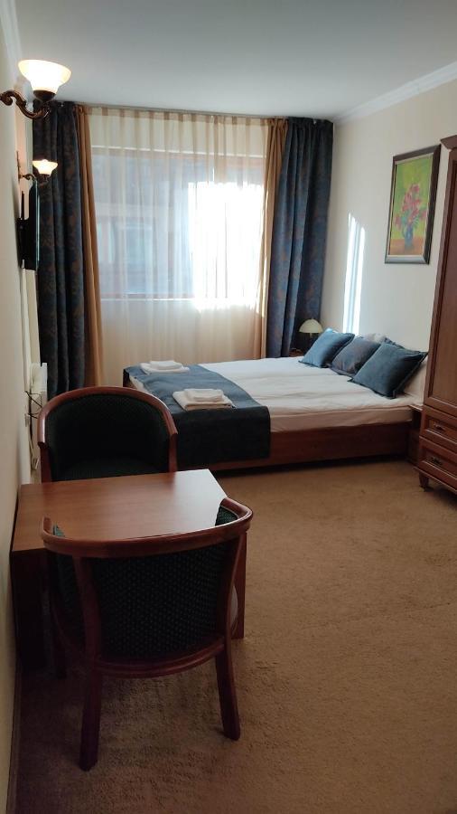 Annett Apartments At Emerald Hotel 班斯科 外观 照片