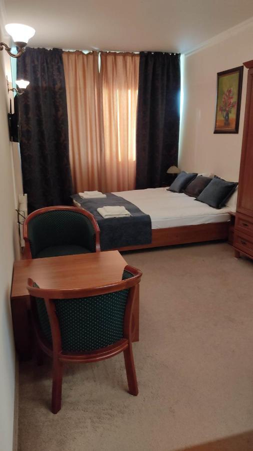 Annett Apartments At Emerald Hotel 班斯科 外观 照片